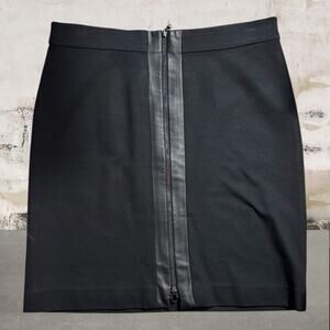 Ann Taylor Women's Sexy Black Leather Front Zipper Skirt Size 2